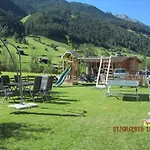 Jedelerhof Apartman *
